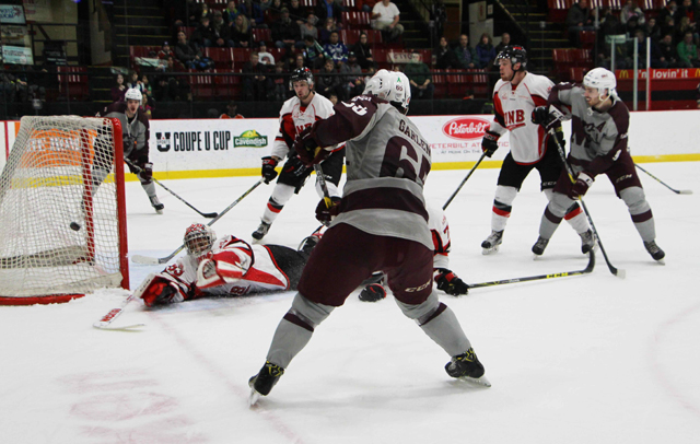 UNB takes a 2-0 lead in series