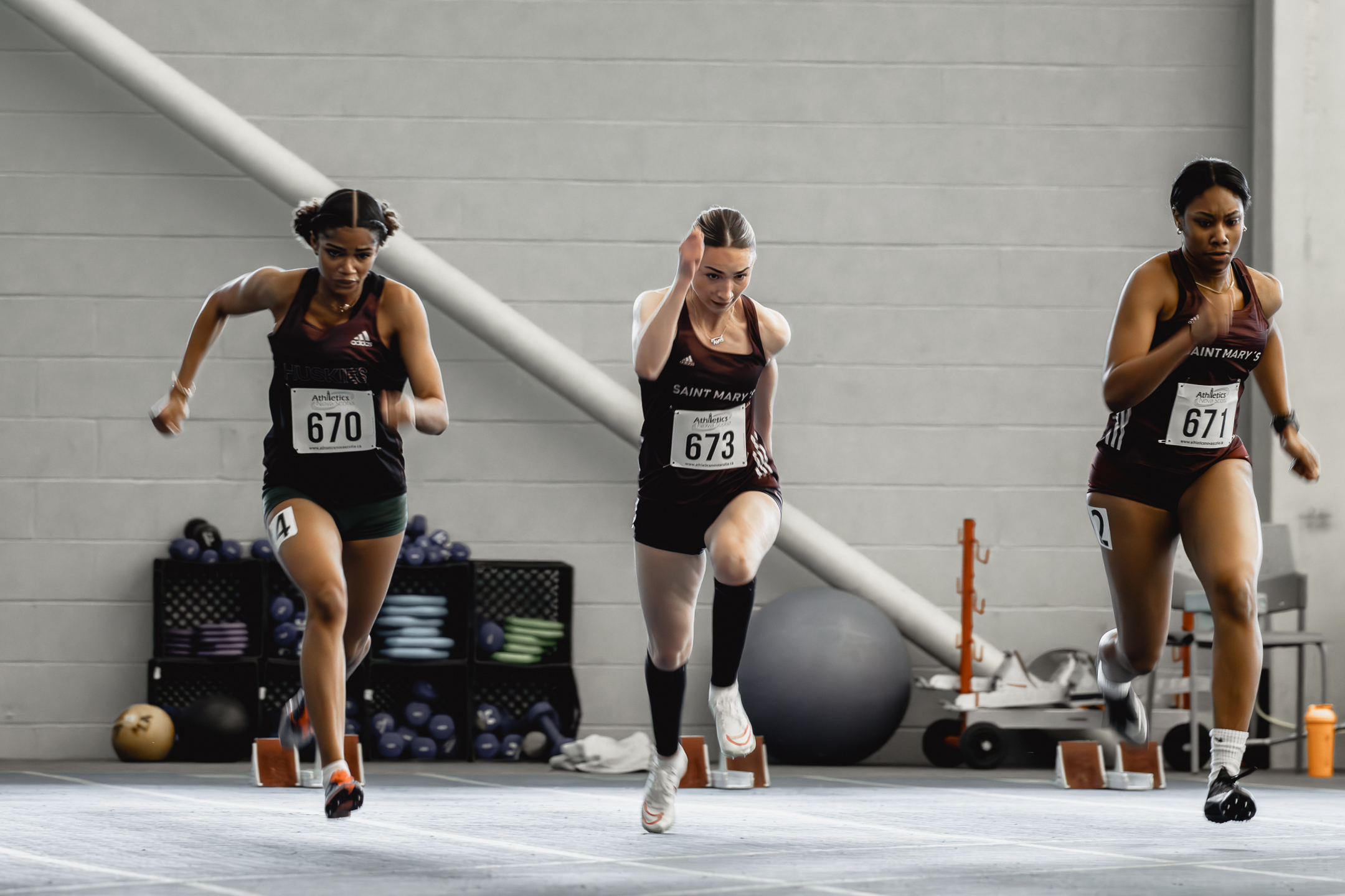 Huskies continue to post personal bests at Athletics NS Indoor Open