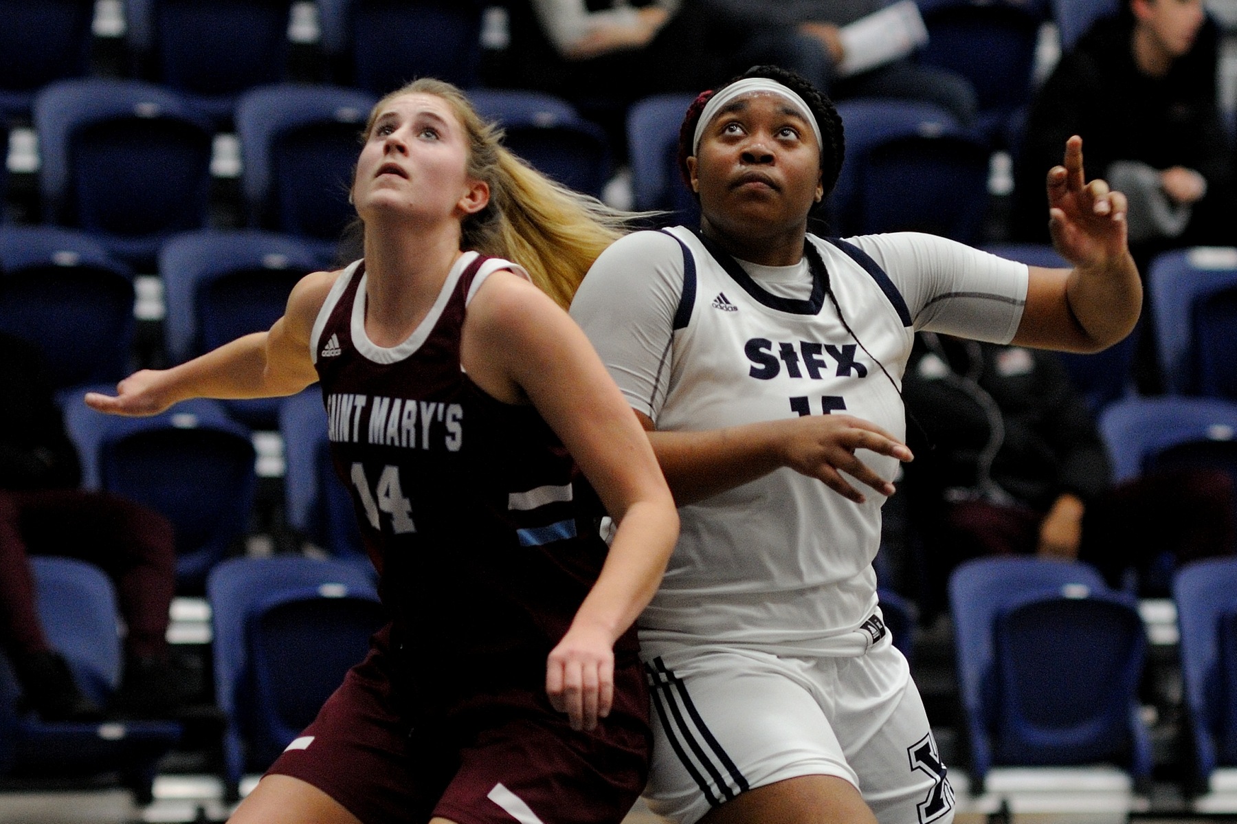 SMU's strong first quarter leads them to 70-57 win over StFX