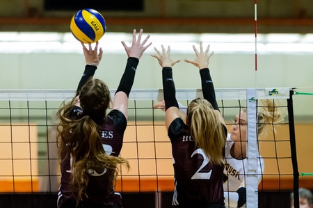 Tigers top Huskies in volleyball