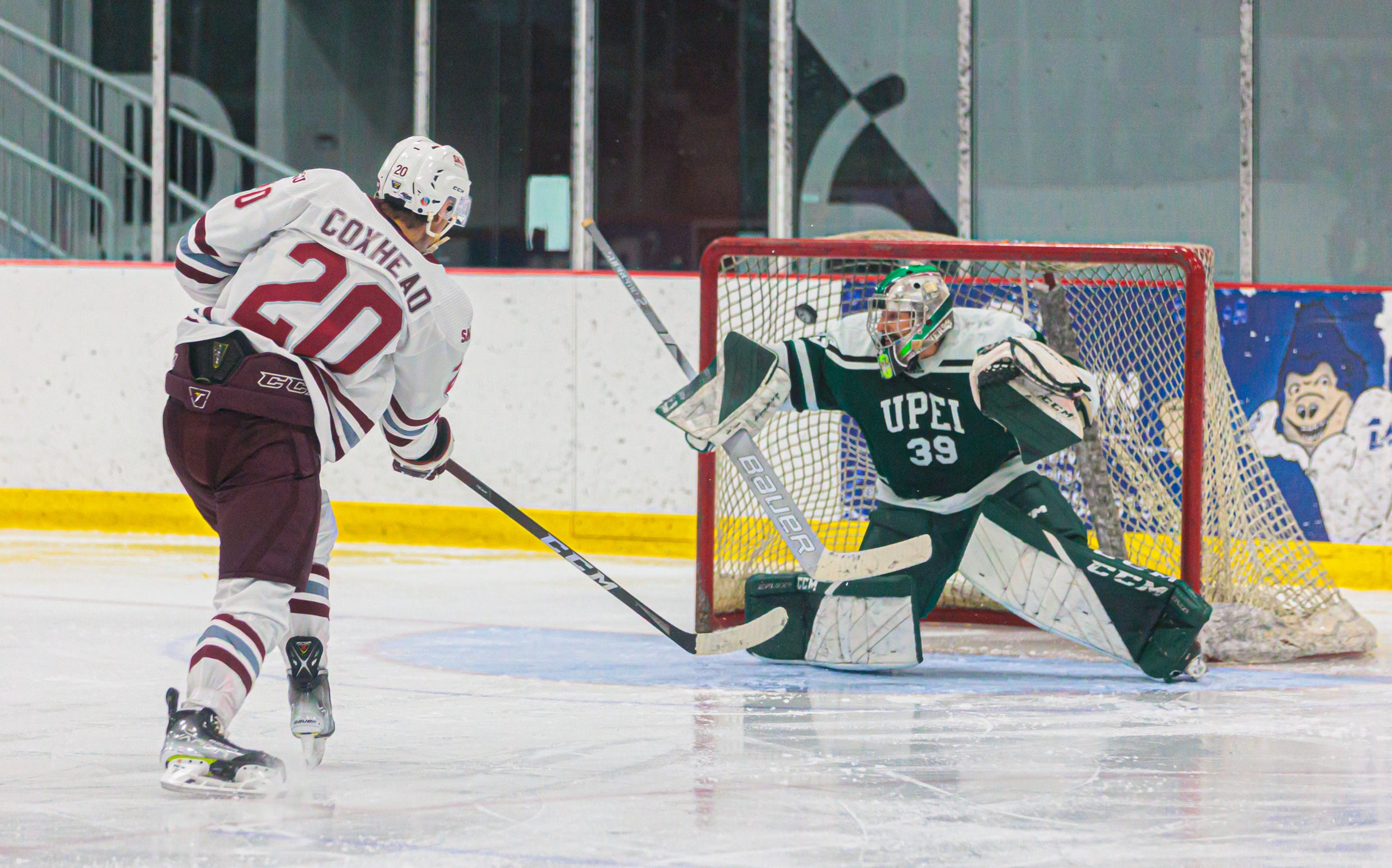 Capriotti shines in goal as Panthers defeat Huskies 2-1