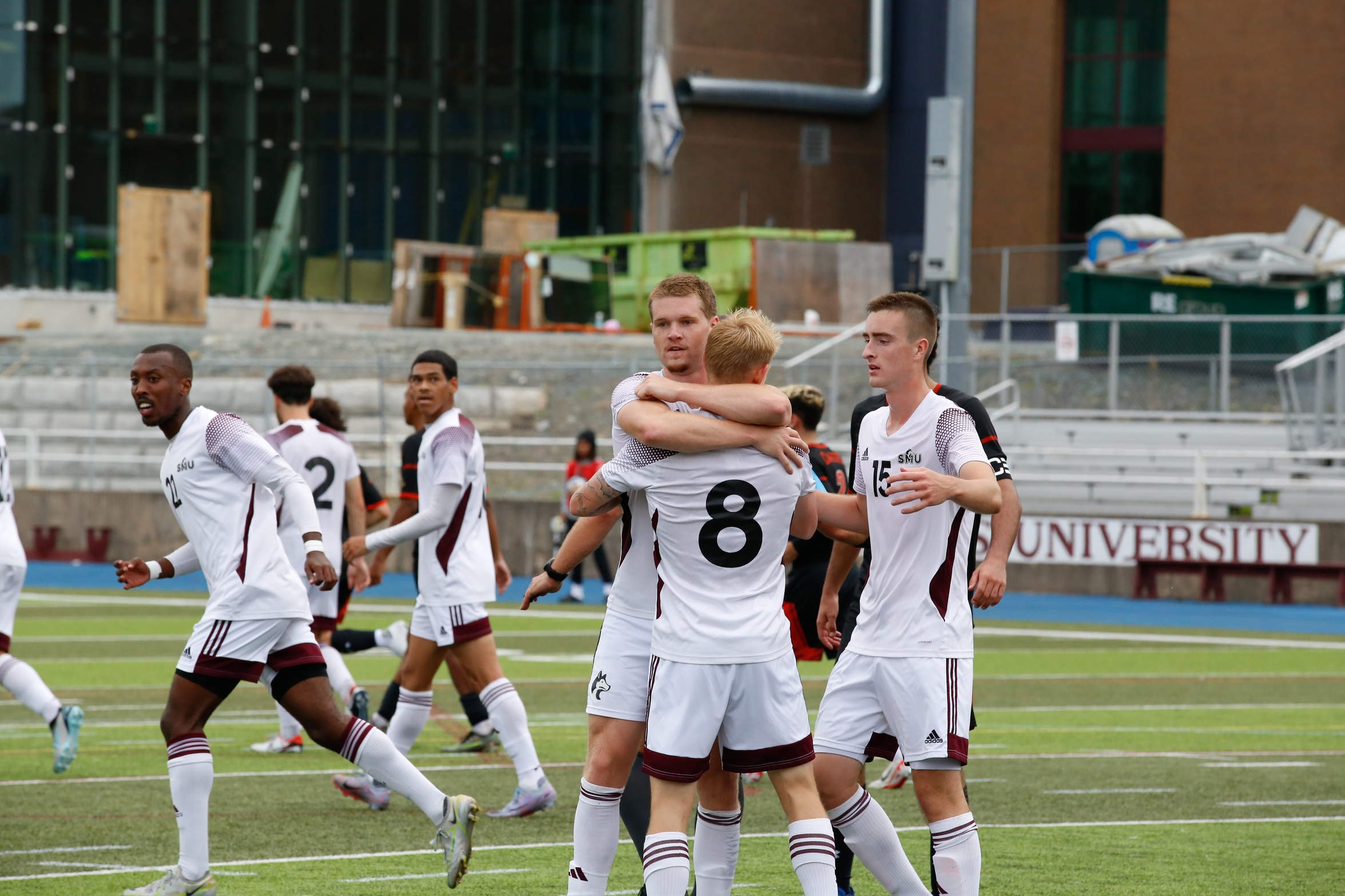 Kloppenburg stoppage time goal earns Huskies 1-1 draw against #3 ranked Capers