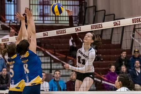 Volleyball Aigles Bleues fall 3-1 to the Huskies