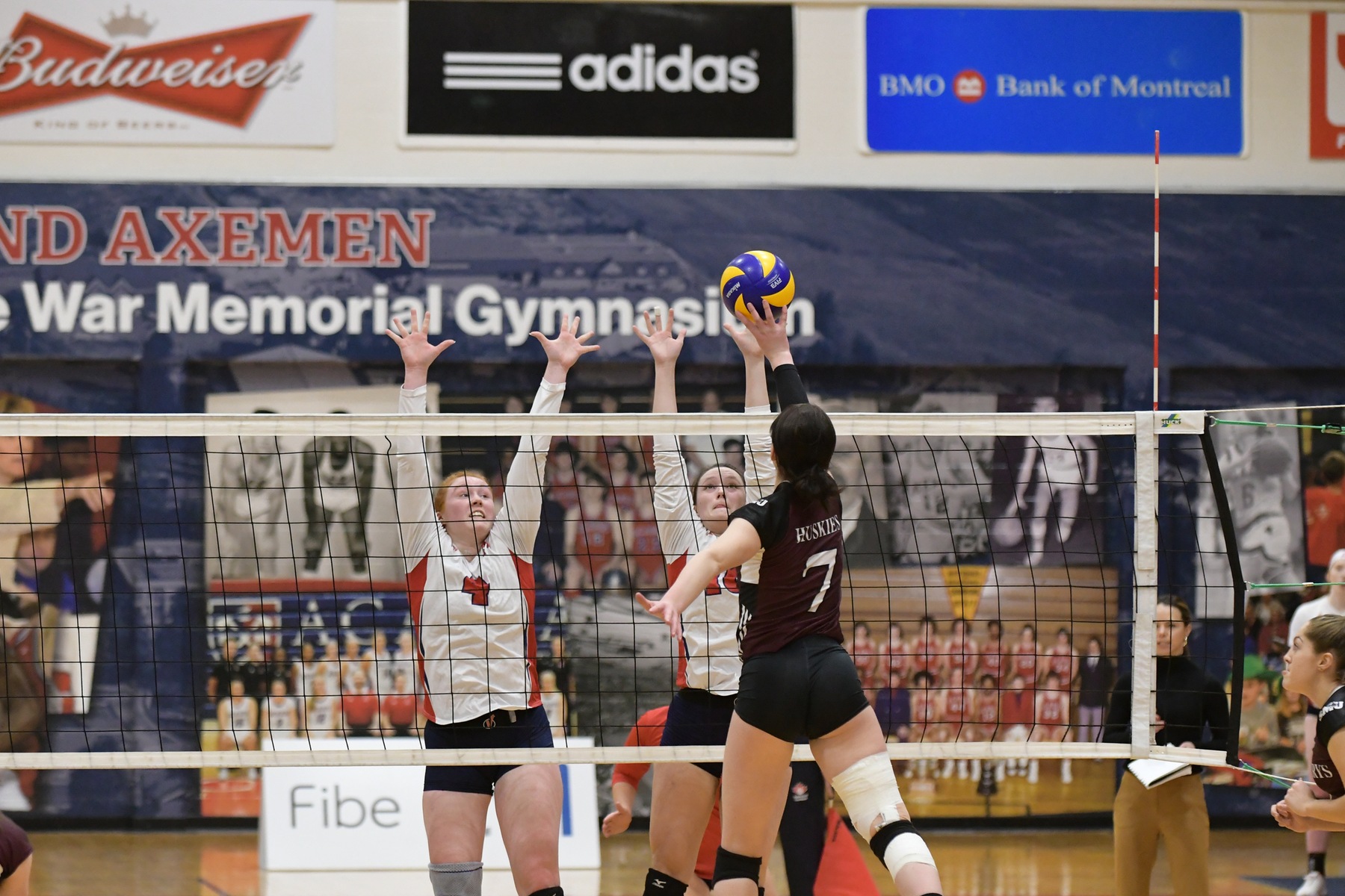 Axewomen comeback in opening set and deliver 3-0 match win over SMU