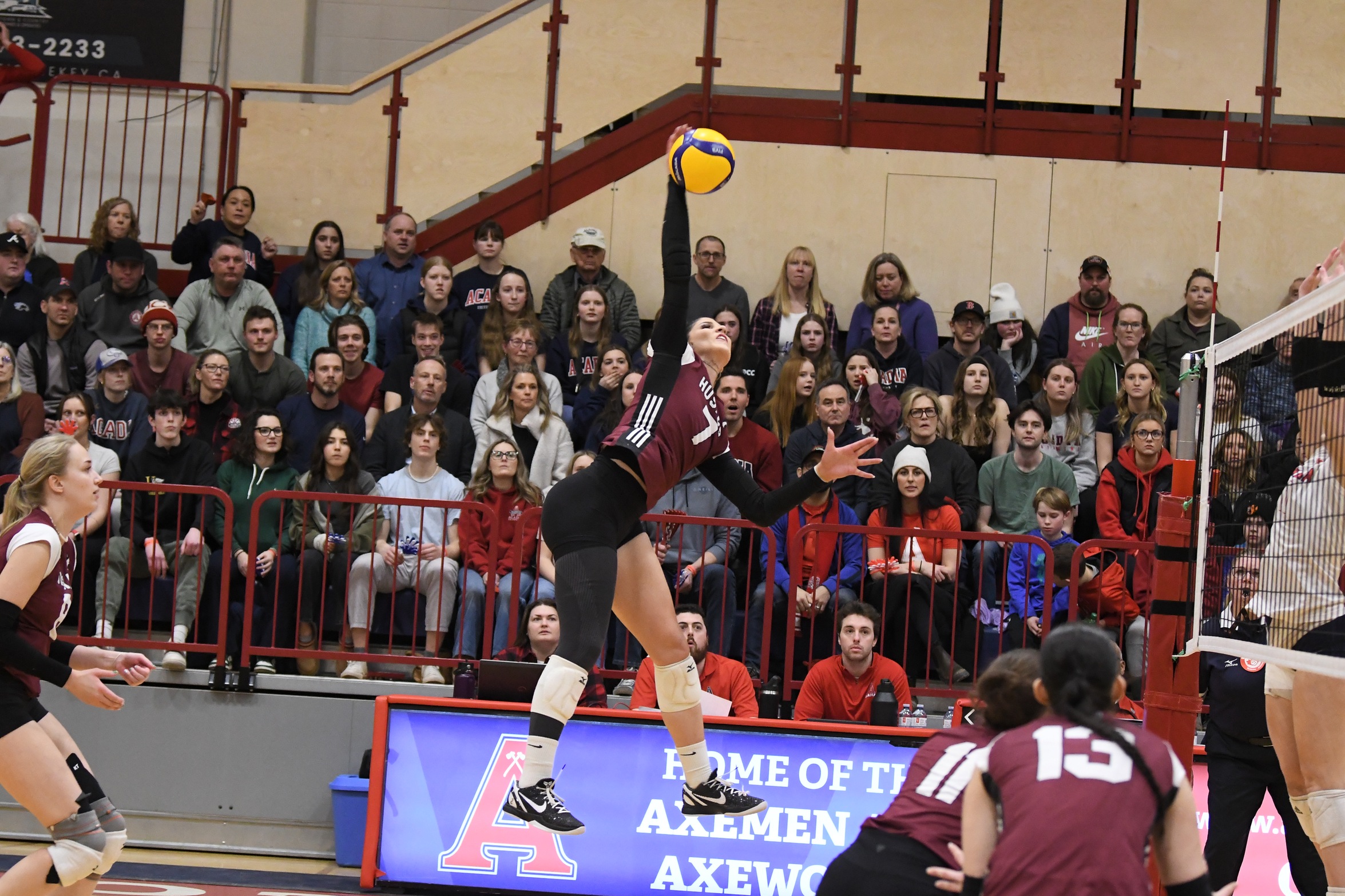 Axewomen defeat Huskies in four sets to take game one of championship final