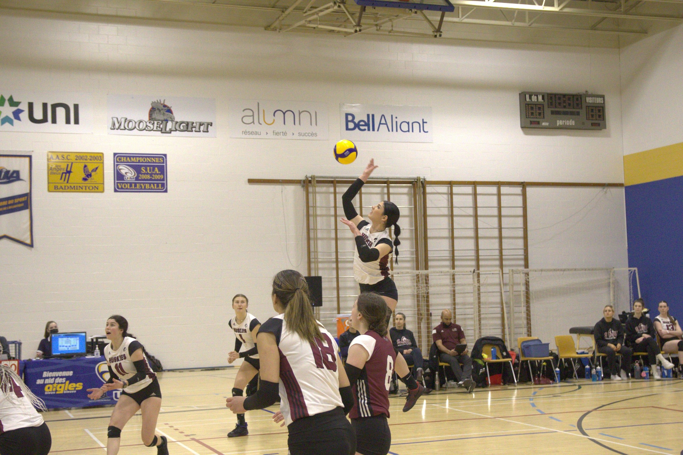 Huskies outside hitter Olivia Bell attempts an attack in the Huskies 3-0 win over the Université de Moncton Aigles Bleues on March 6, 2022,